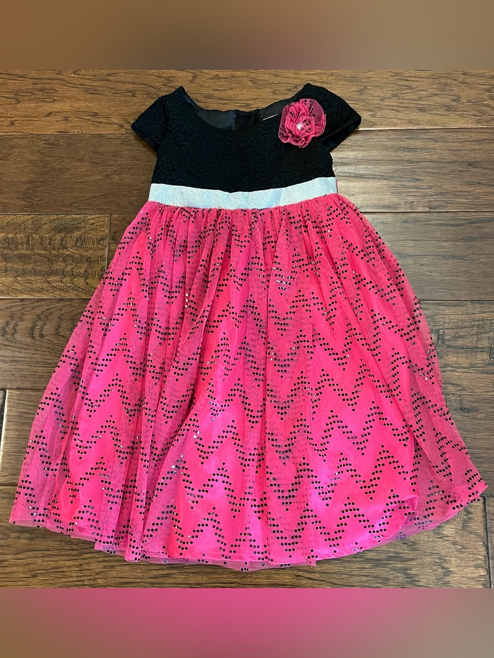 GIRLS Dollie & Me Black Bodice with Fuchsia Pink Sequin Chevron Skirt Dress 5